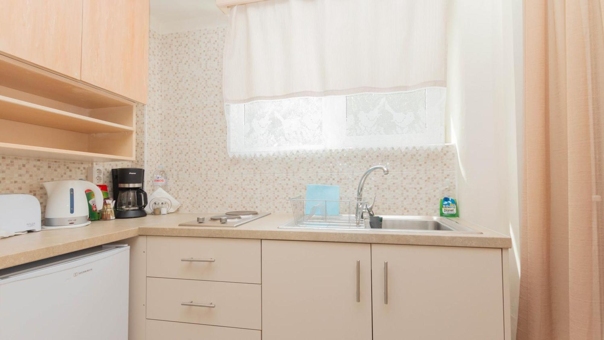 Akrotopi Apartments & Studios Tolón Habitación foto